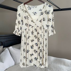 American Eagle 🦅 mini dress with black tights OR tunic. Lovely over leggings.